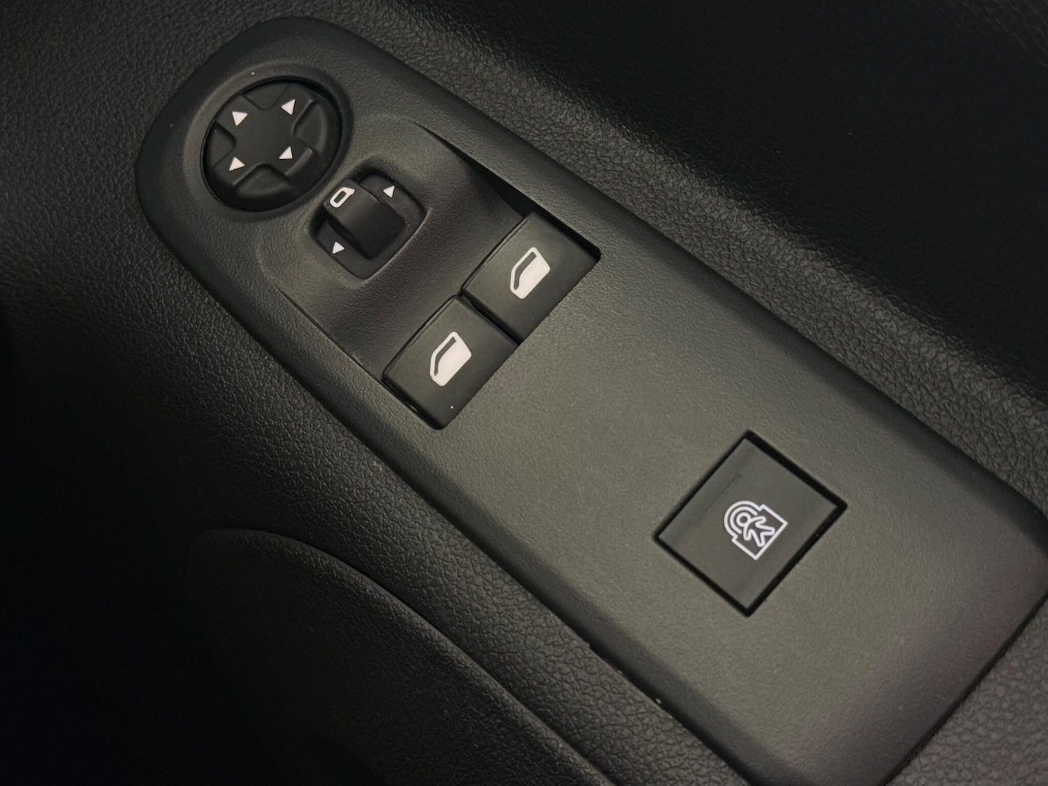 Used Vauxhall Combo Life 2022 for sale - 76467154: Photo 26