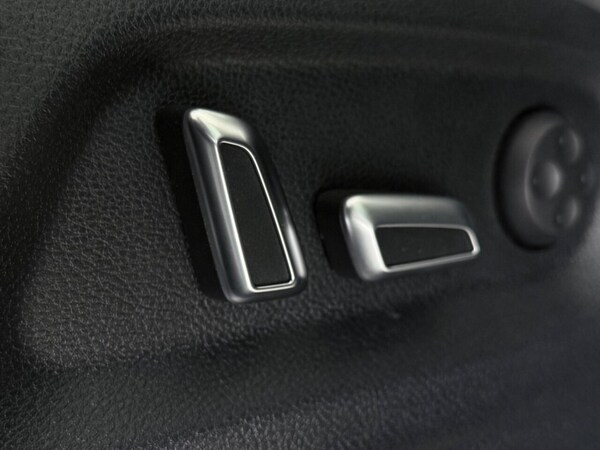 Used Audi Q3 2017 for sale - 76003497: Photo 22