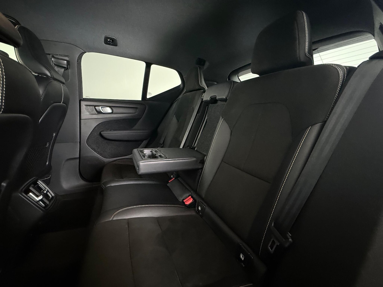 Used Volvo XC40 2021 for sale - 77182530: Photo 17