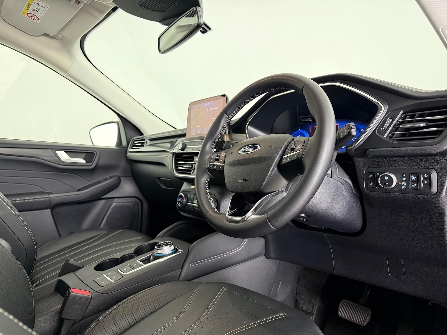 Used Ford Kuga 2023 for sale - 76467418: Photo 24