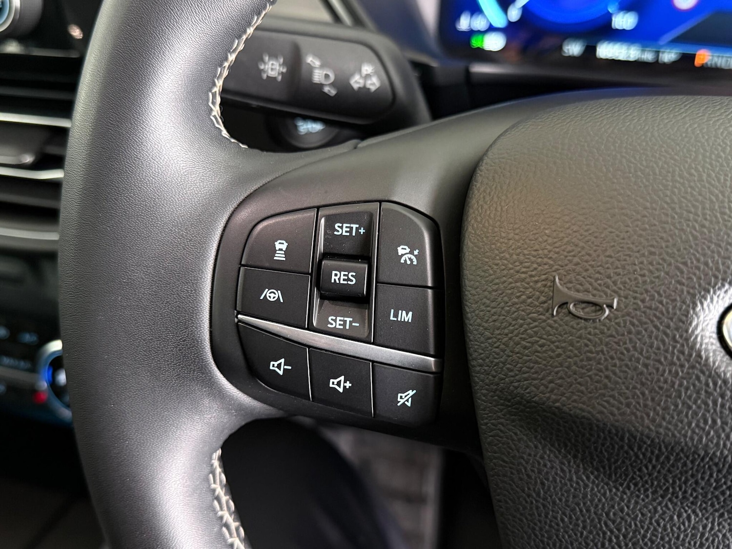 Used Ford Kuga 2023 for sale - 76467418: Photo 27