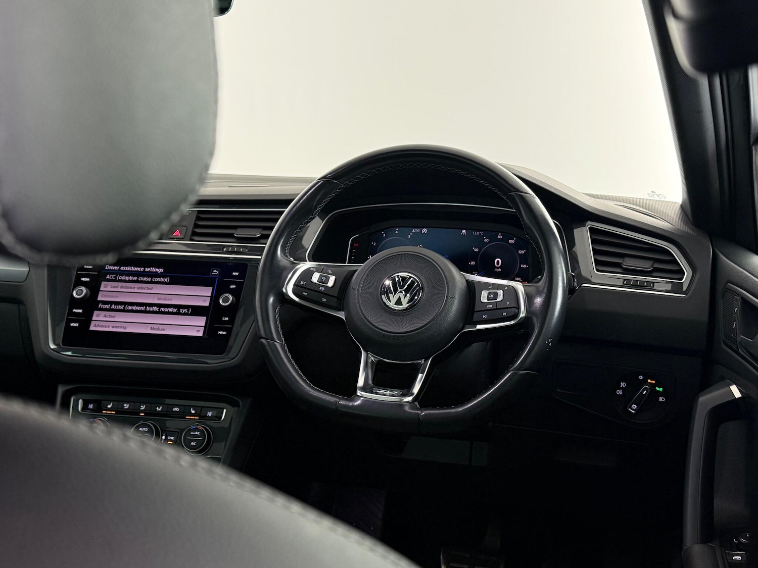 Used Volkswagen Tiguan 2019 for sale - 76467142: Photo 23