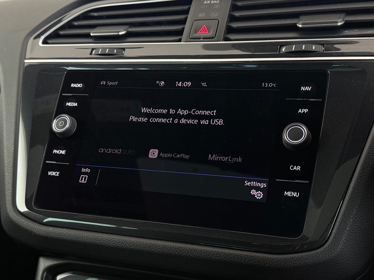 Used Volkswagen Tiguan 2019 for sale - 76467142: Photo 38