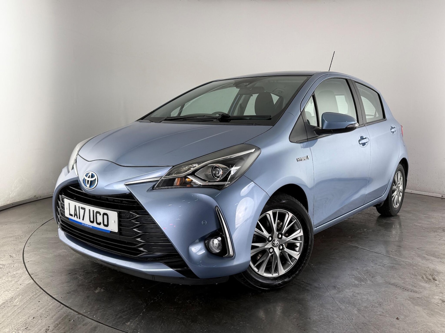 Used Toyota Yaris 2017 for sale - 77182437: Photo 27