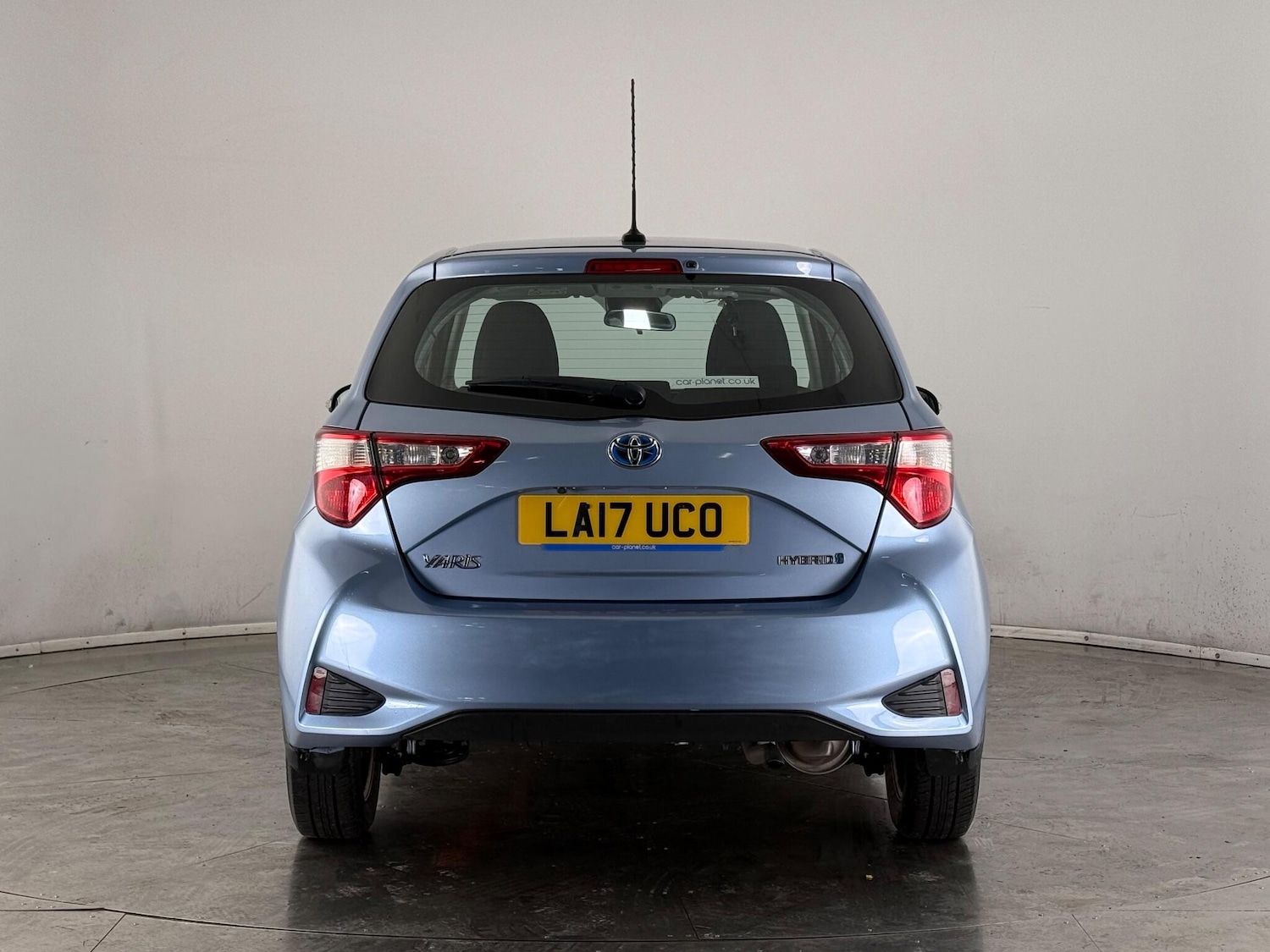 Used Toyota Yaris 2017 for sale - 77182437: Photo 5