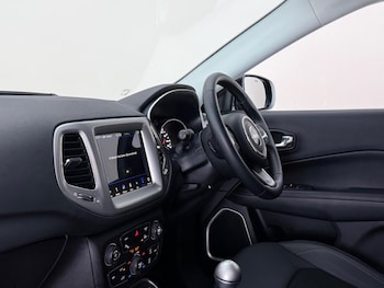 Used Jeep Compass 2019 for sale - 78602200: Photo