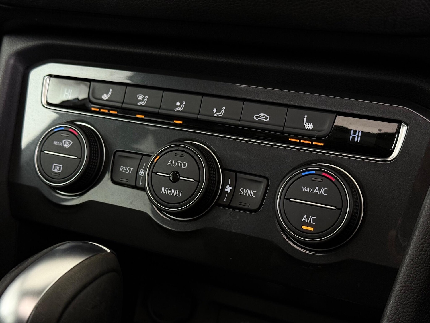 Used Volkswagen Tiguan Allspace 2021 for sale - 77073876: Photo 45