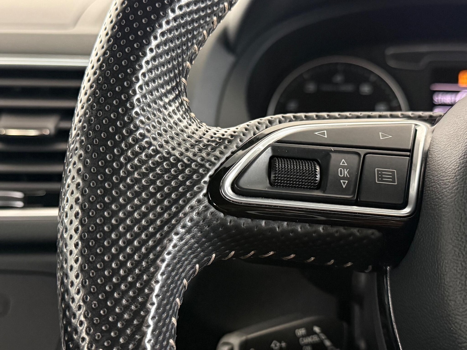 Used Audi Q3 2017 for sale - 76466878: Photo 24