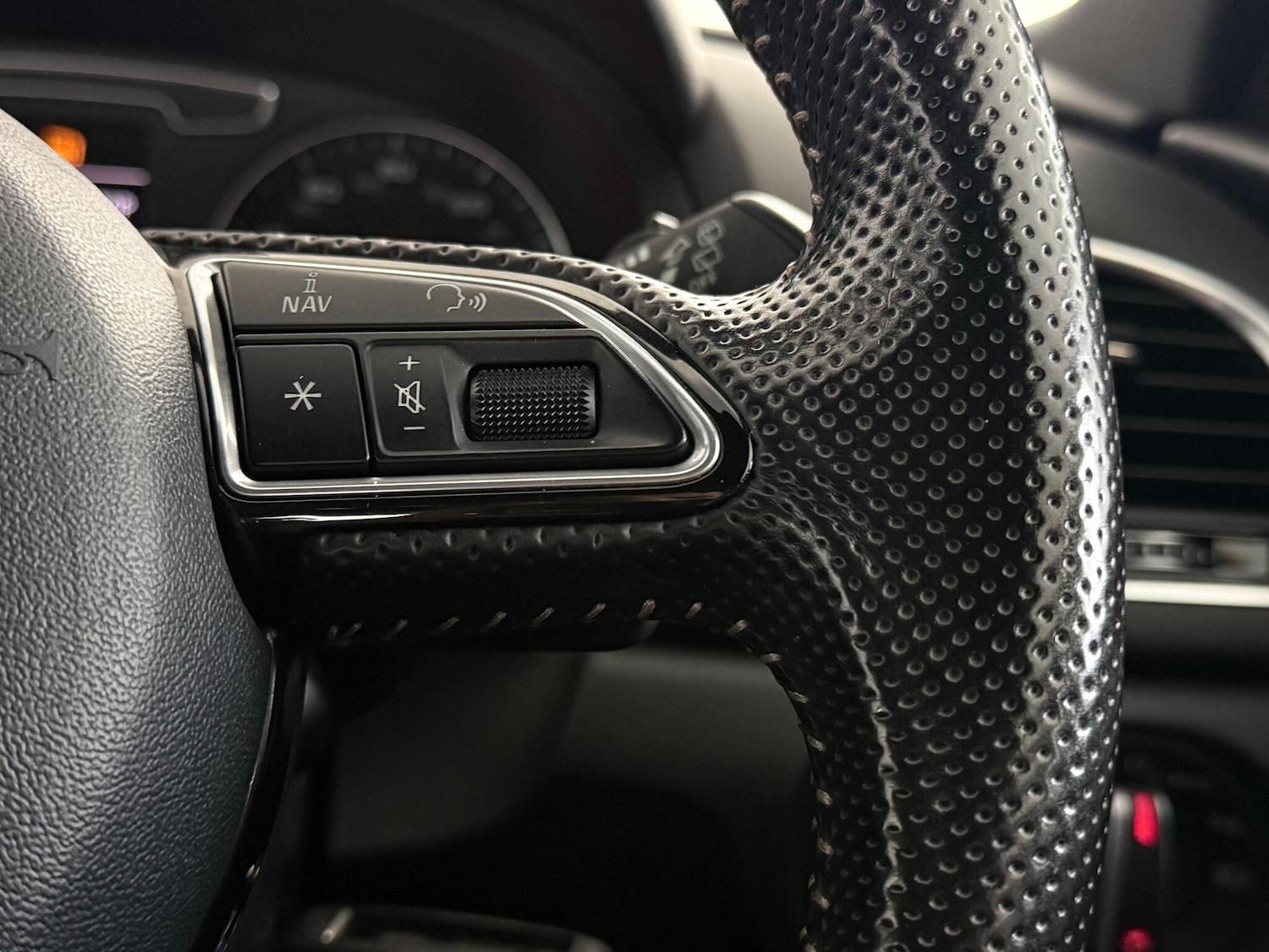 Used Audi Q3 2017 for sale - 76466878: Photo 26