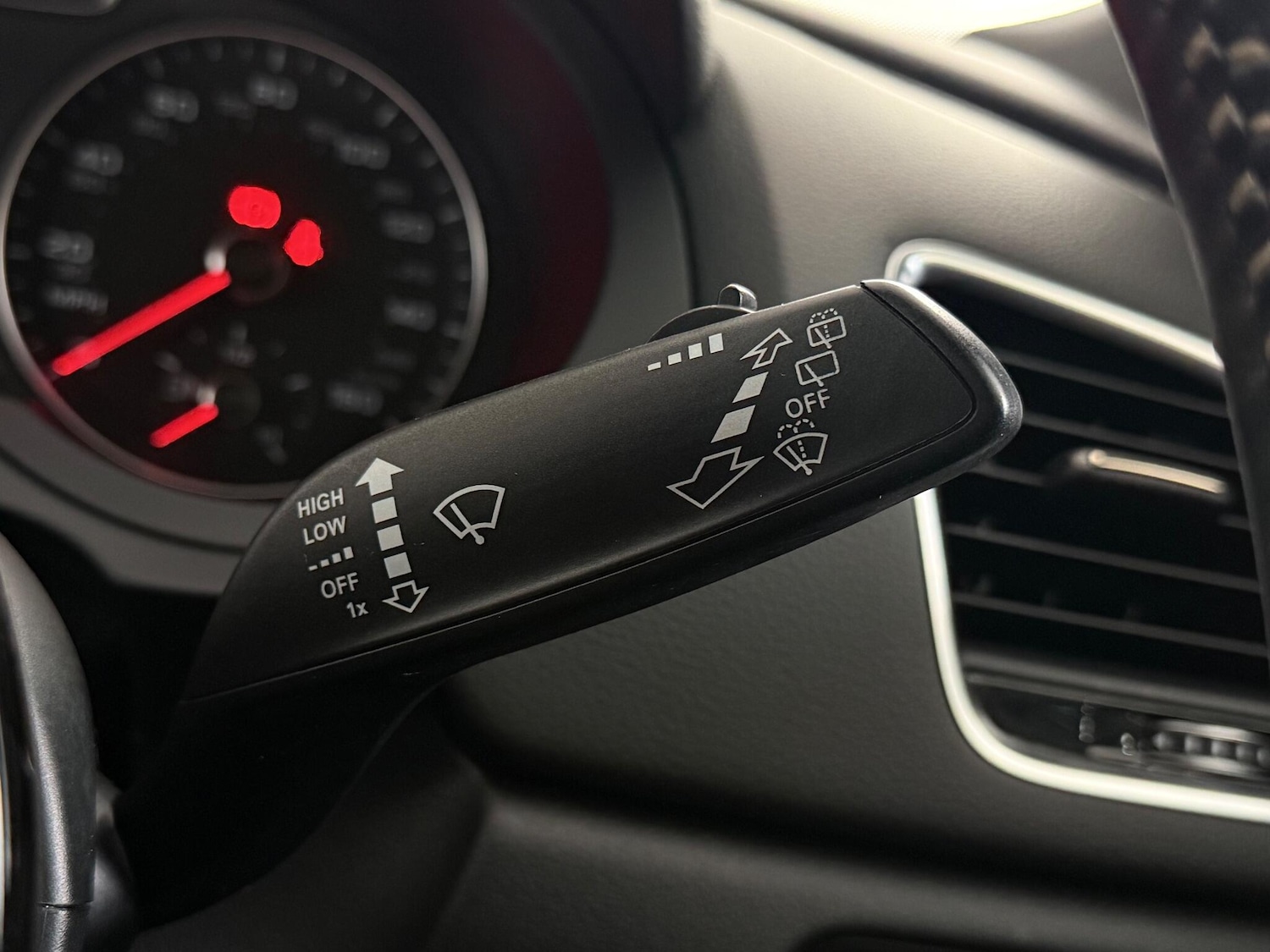 Used Audi Q3 2017 for sale - 76466878: Photo 27