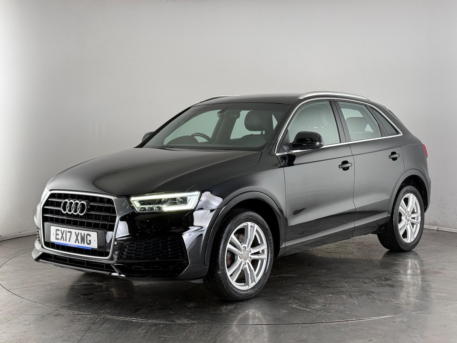 Used Audi Q3 2017 for sale - 76466878: Photo 3