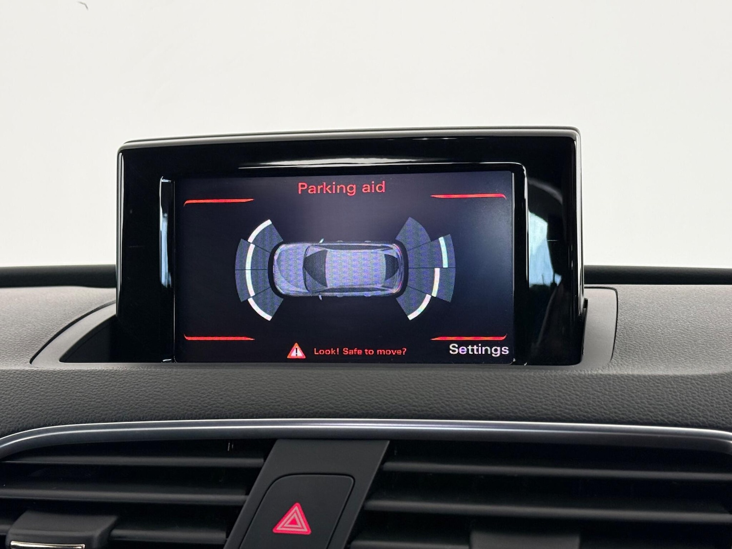 Used Audi Q3 2017 for sale - 76466878: Photo 34