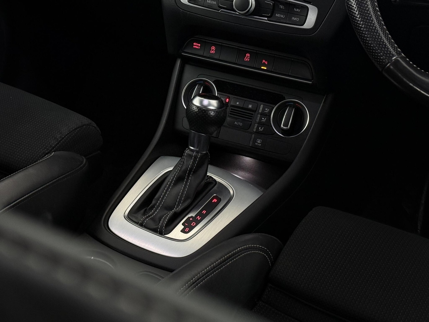 Used Audi Q3 2017 for sale - 76466878: Photo 39