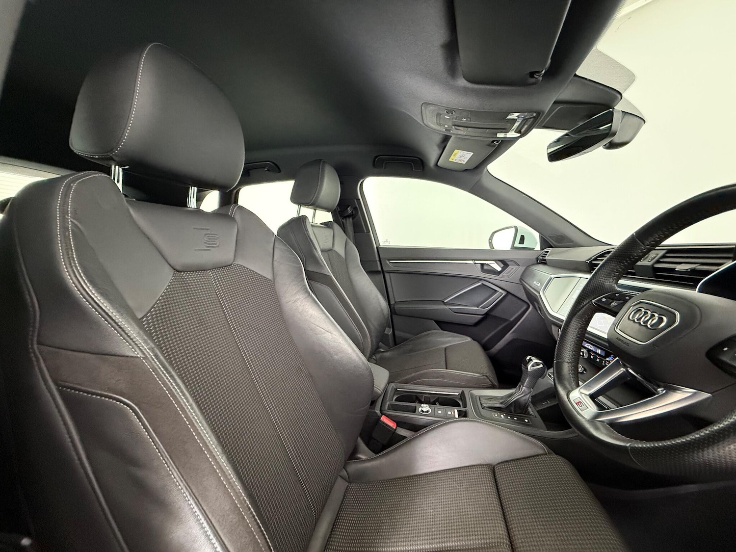 Used Audi Q3 2019 for sale - 77182619: Photo 13