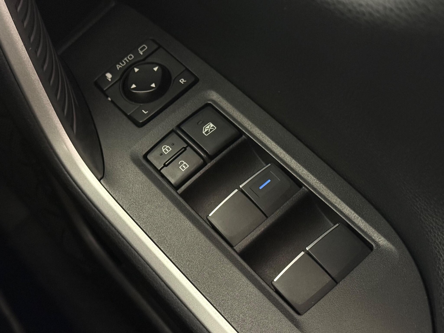 Used Toyota RAV4 2021 for sale - 77243024: Photo 23