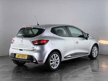 Used Renault Clio 2017 for sale - 76315745: Photo