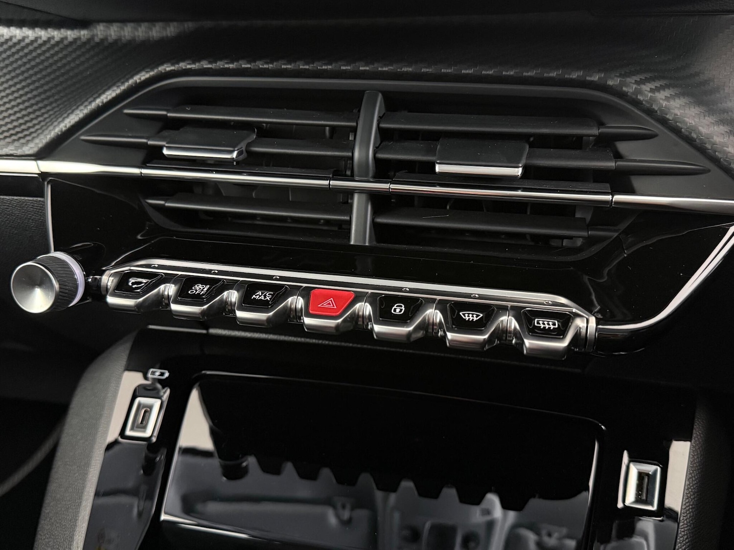 Used Peugeot 208 2021 for sale - 77246633: Photo 27