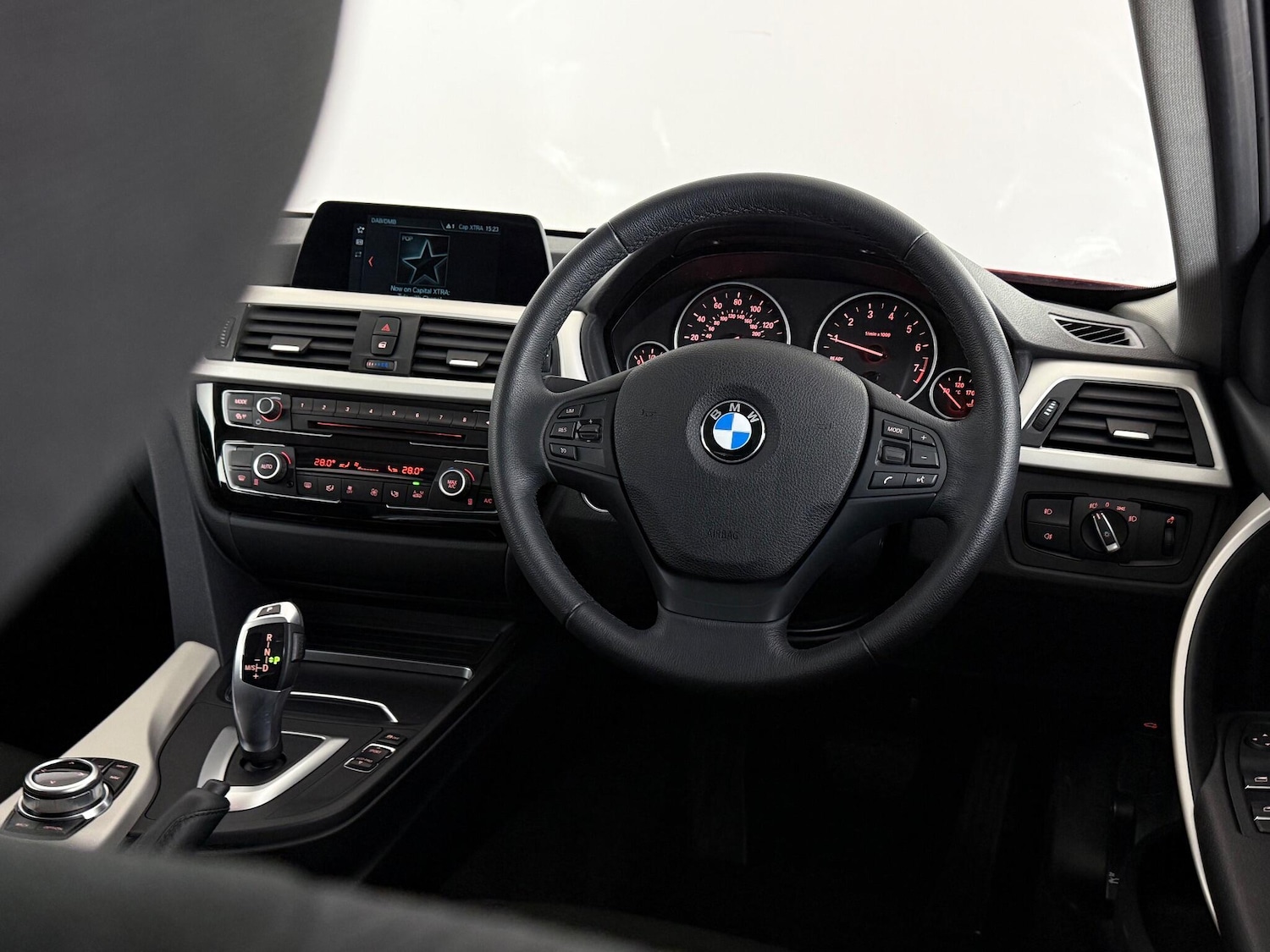 Used BMW 3 Series 2018 for sale - 77259746: Photo 17