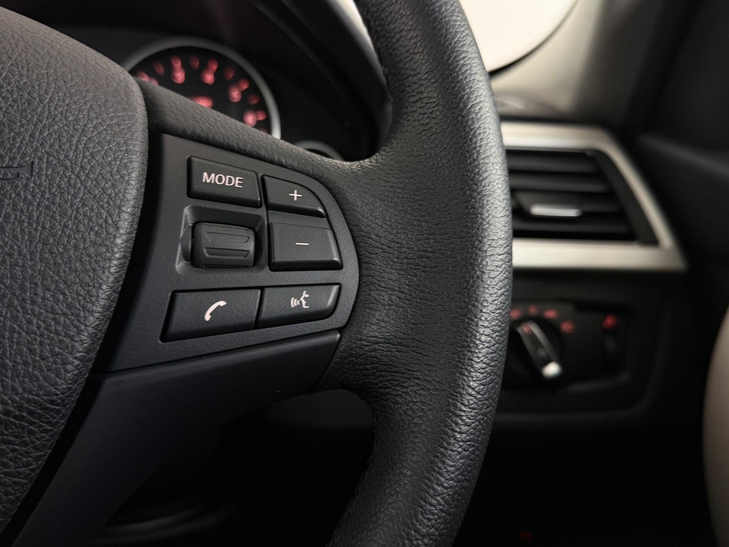 Used BMW 3 Series 2018 for sale - 77259746: Photo 22