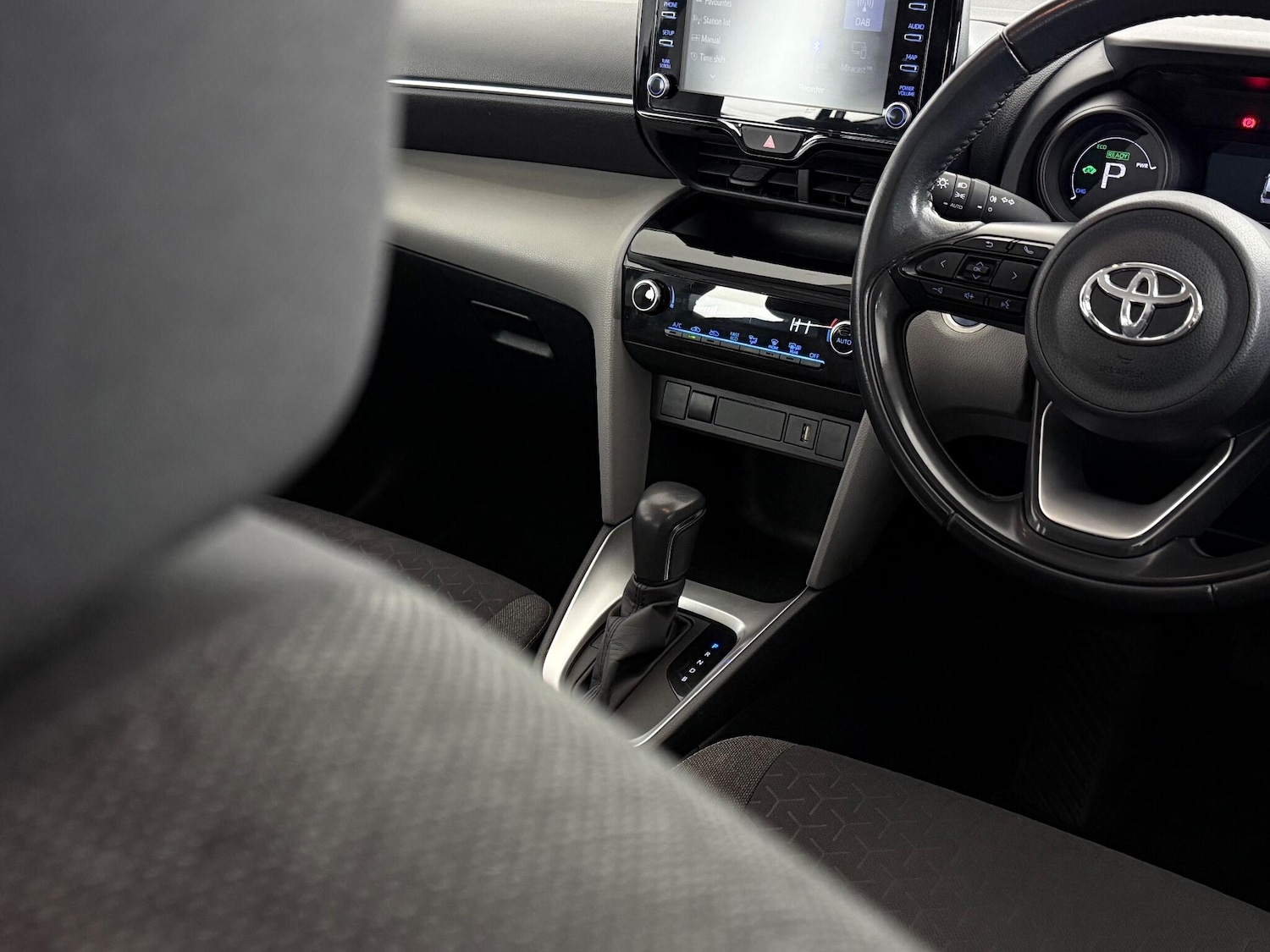 Used Toyota Yaris Cross 2022 for sale - 77222559: Photo 29