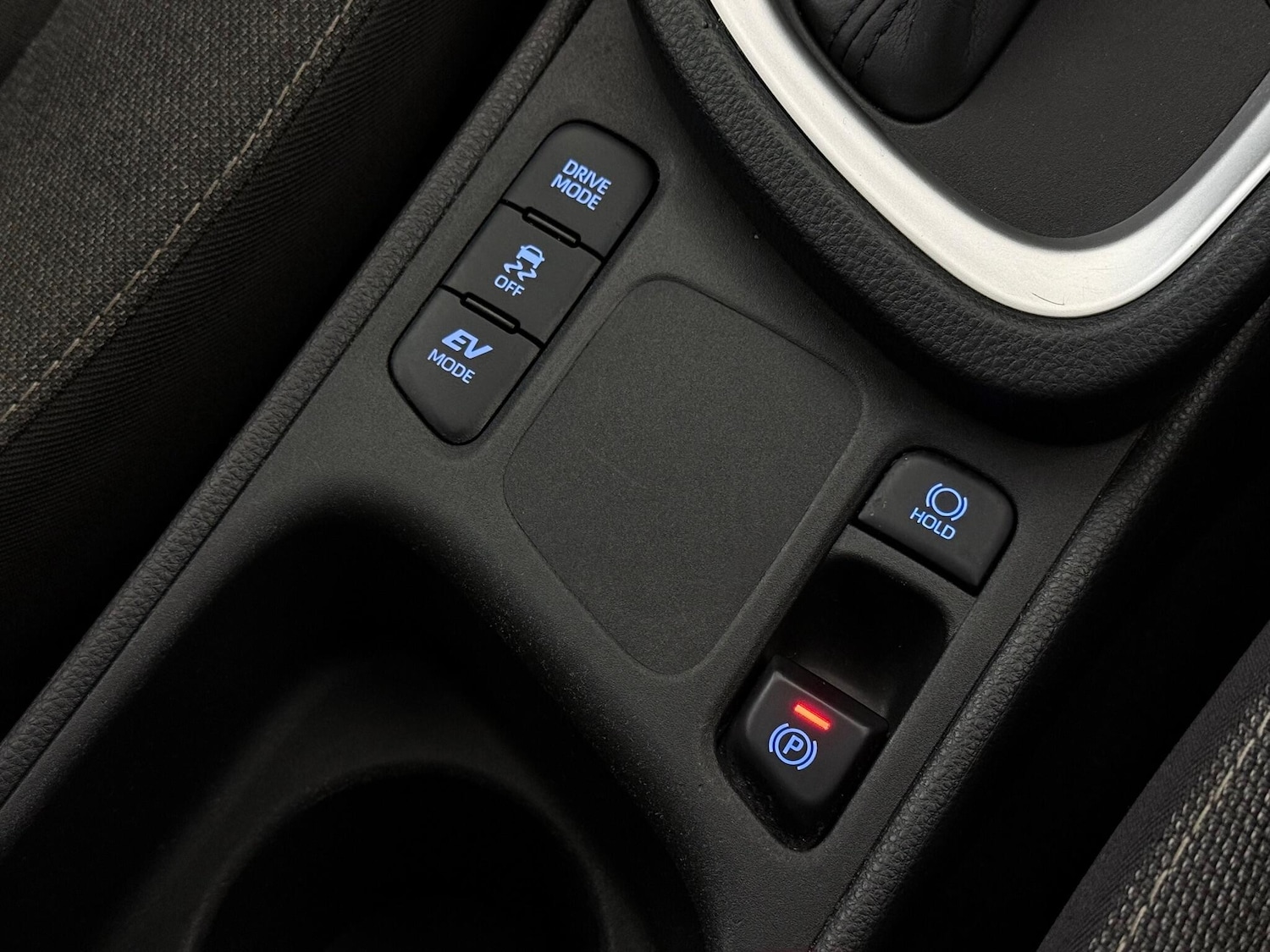 Used Toyota Yaris Cross 2022 for sale - 77222559: Photo 31