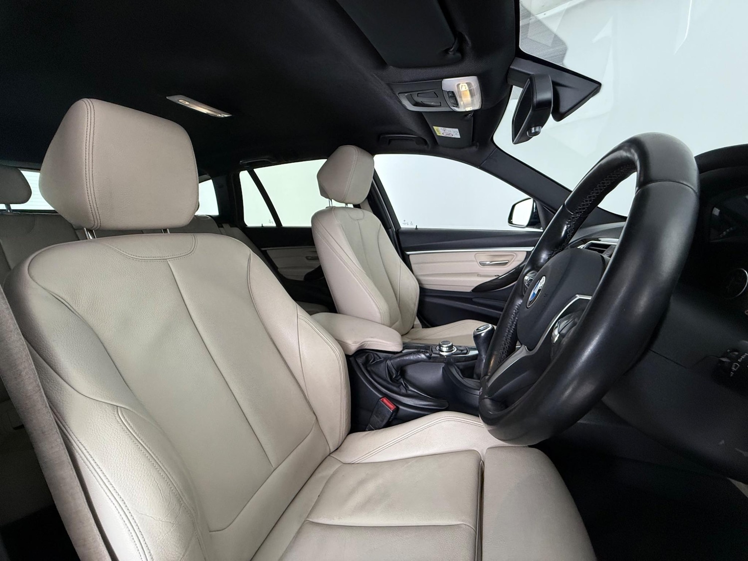 Used BMW 3 Series 2016 for sale - 77182924: Photo 11