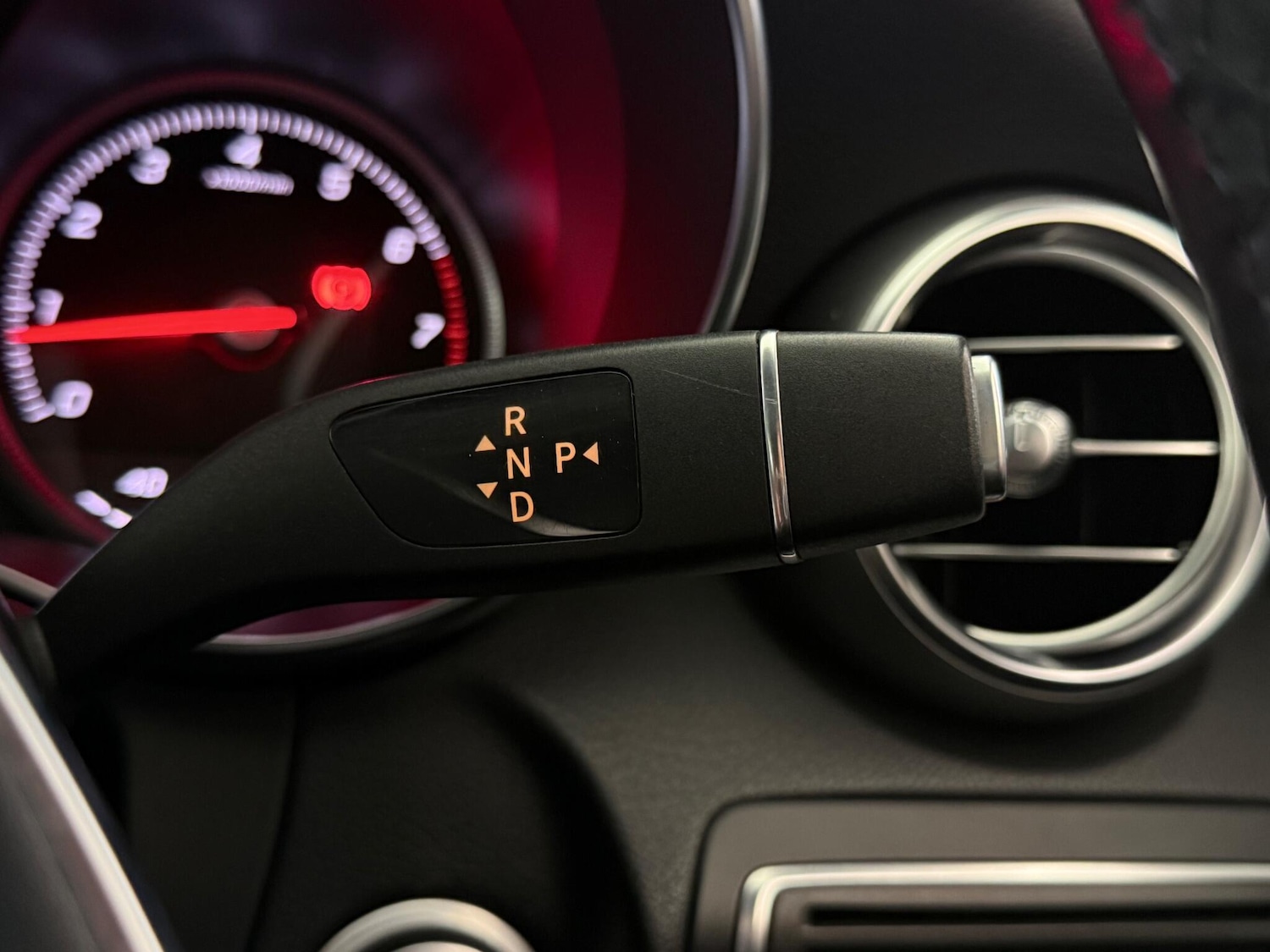 Used Mercedes-Benz C Class 2018 for sale - 77259902: Photo 25