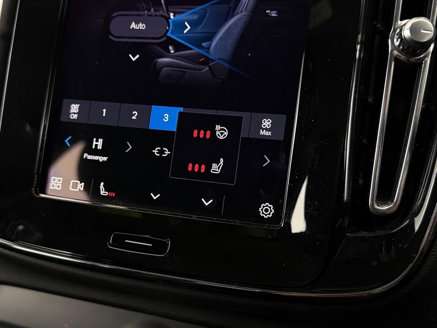 Used Volvo XC40 2024 for sale - 77246044: Photo 25