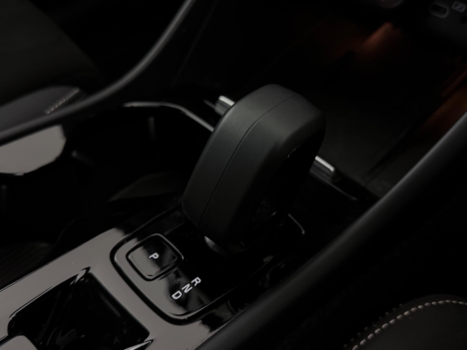 Used Volvo XC40 2024 for sale - 77246044: Photo 34