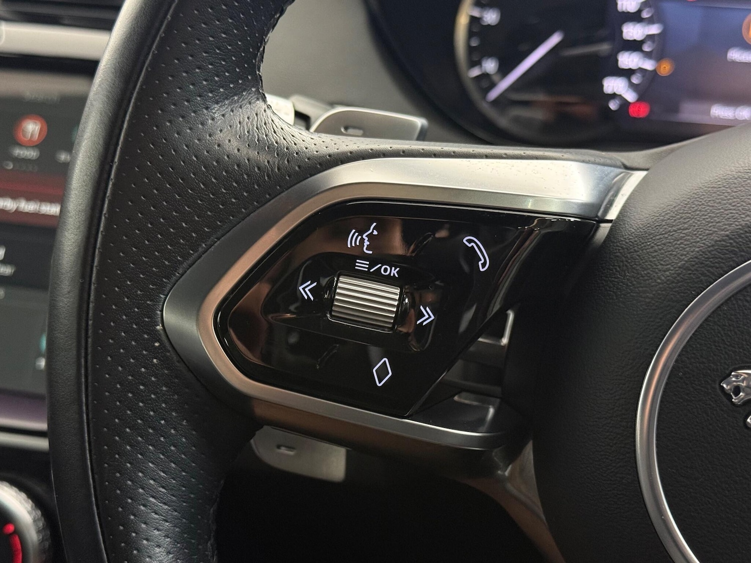 Used Jaguar E-Pace 2021 for sale - 77243180: Photo 19