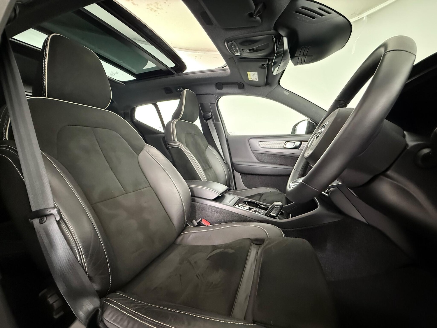 Used Volvo XC40 2022 for sale - 77091402: Photo 16