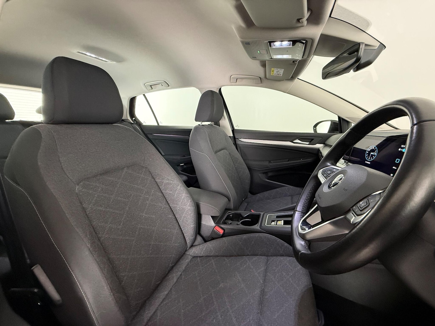 Used Volkswagen Golf 2020 for sale - 77217613: Photo 11