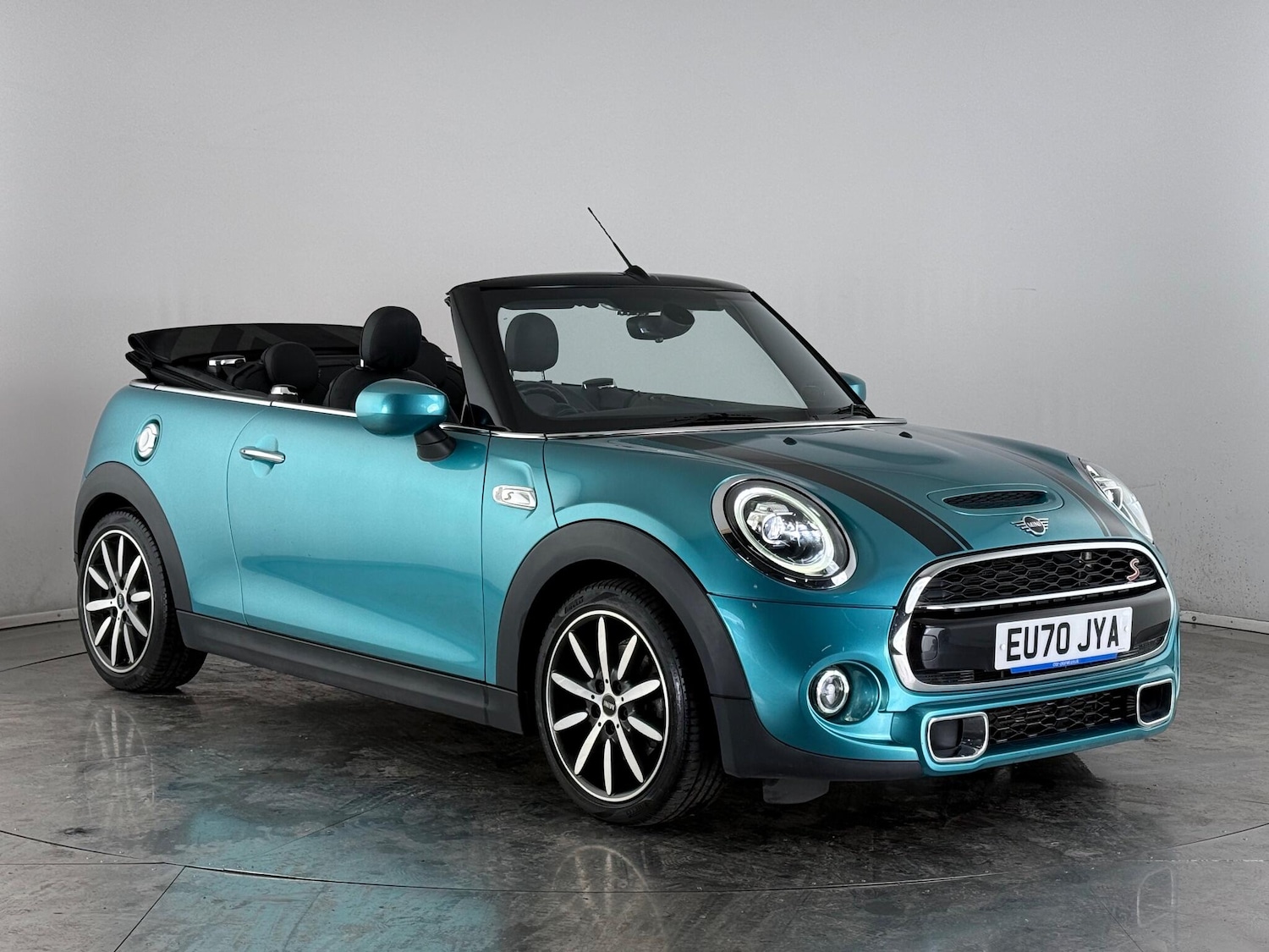 Used MINI Convertible 2020 for sale - 76866520: Photo 1