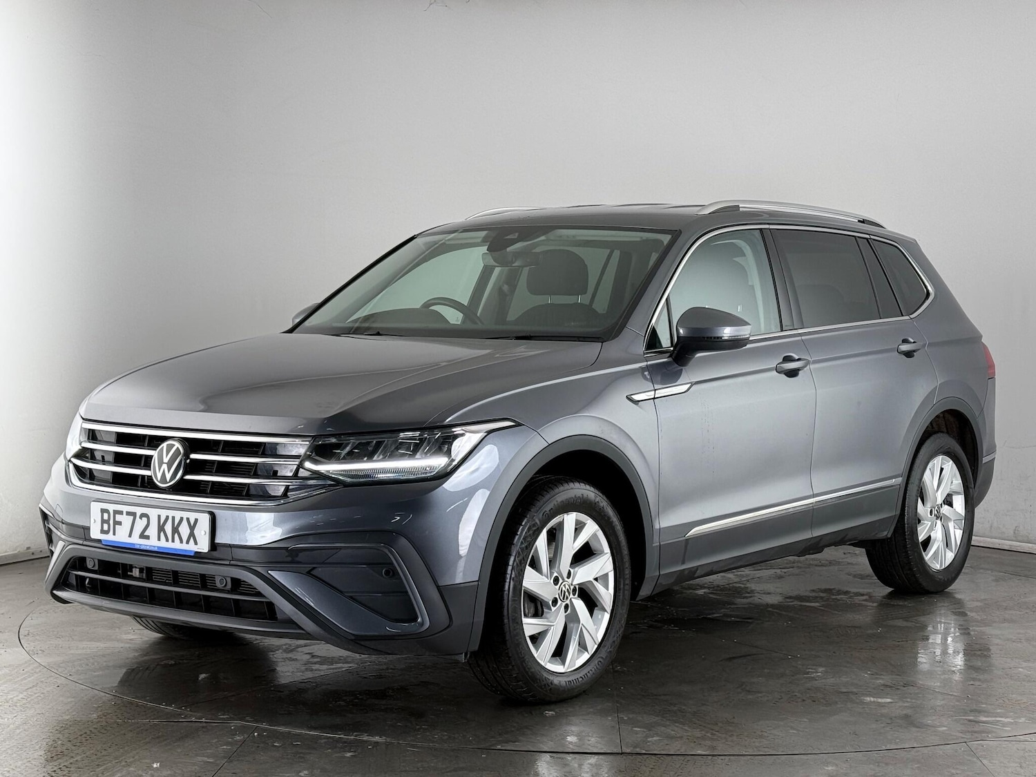 Used Volkswagen Tiguan Allspace 2022 for sale - 77400950: Photo 3