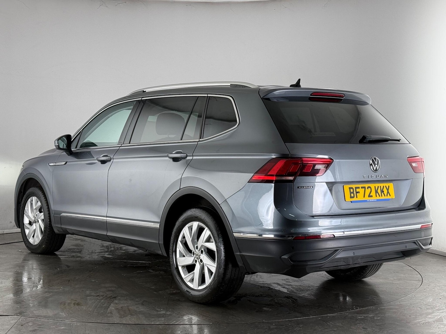 Used Volkswagen Tiguan Allspace 2022 for sale - 77400950: Photo 4