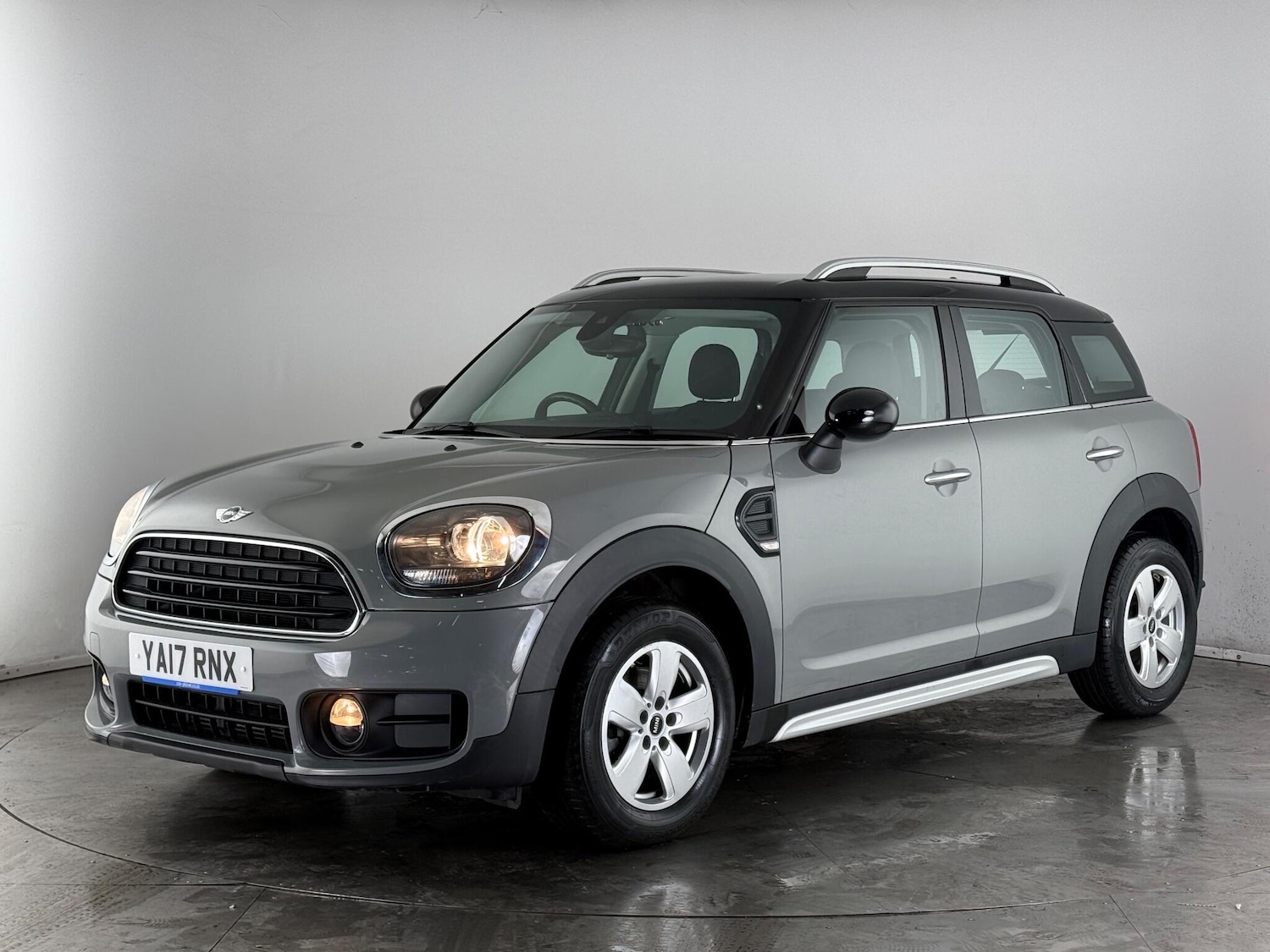 Used MINI Countryman 2017 for sale - 76671550: Photo 3