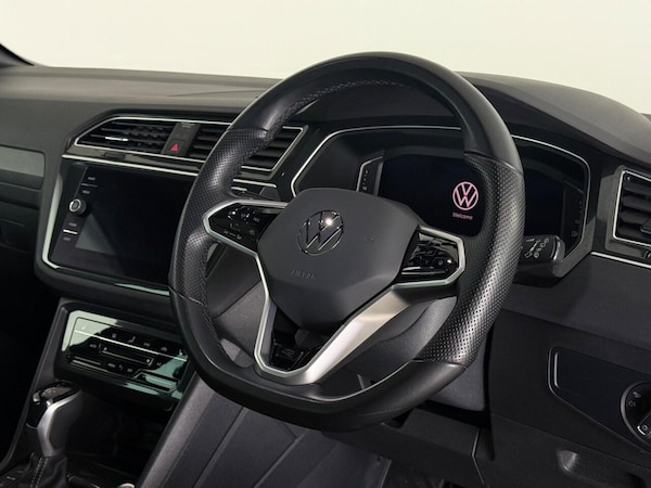 Used Volkswagen Tiguan 2021 for sale - 76132489: Photo 25