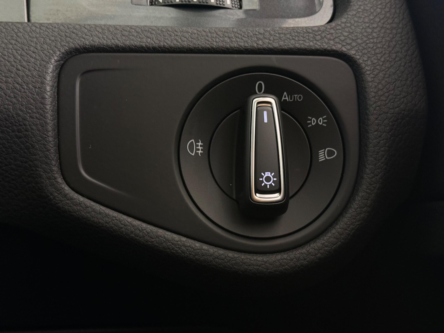 Used Volkswagen Golf 2018 for sale - 77246406: Photo 19