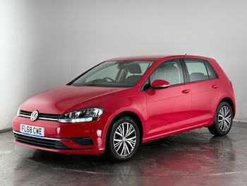 Used Volkswagen Golf 2018 for sale - 77246406: Photo