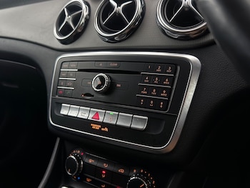 Used Mercedes-Benz GLA 2018 for sale - 79026581: Photo