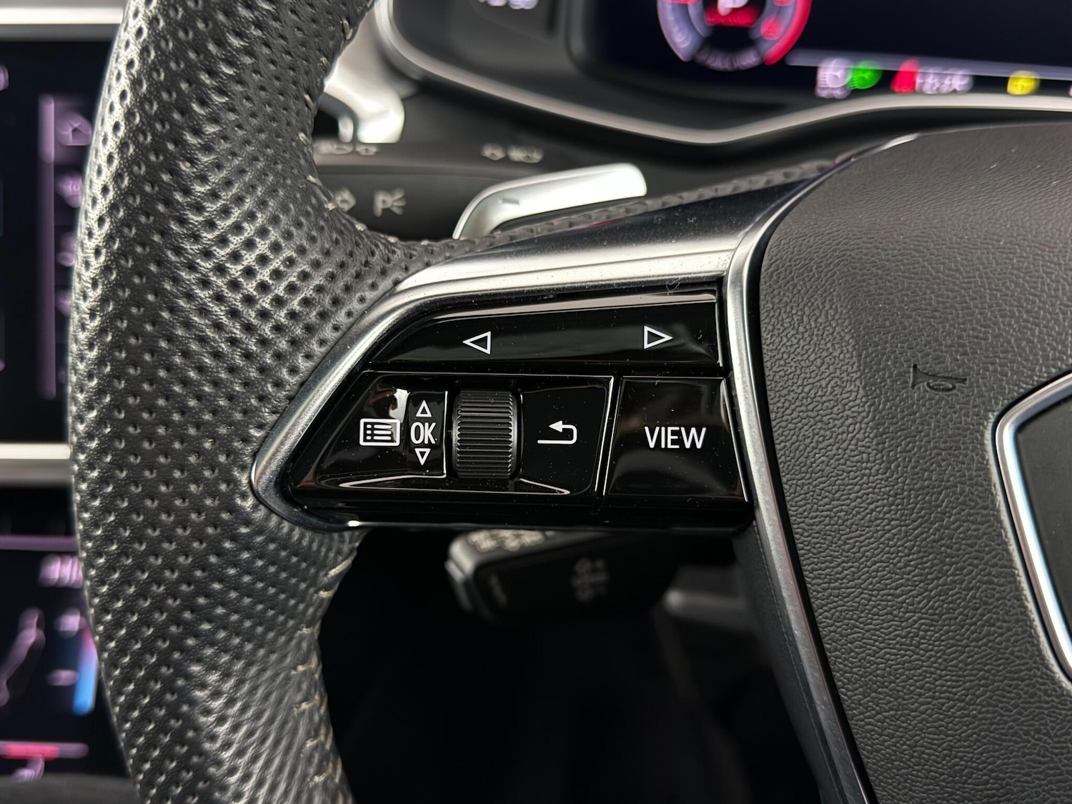 Used Audi A6 Saloon 2019 for sale - 77246531: Photo 19