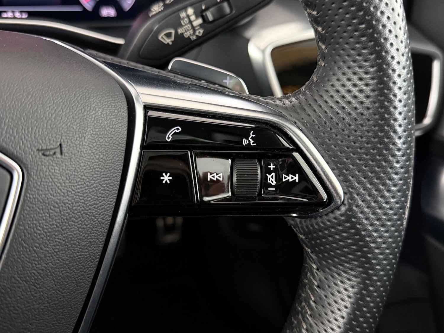 Used Audi A6 Saloon 2019 for sale - 77246531: Photo 20