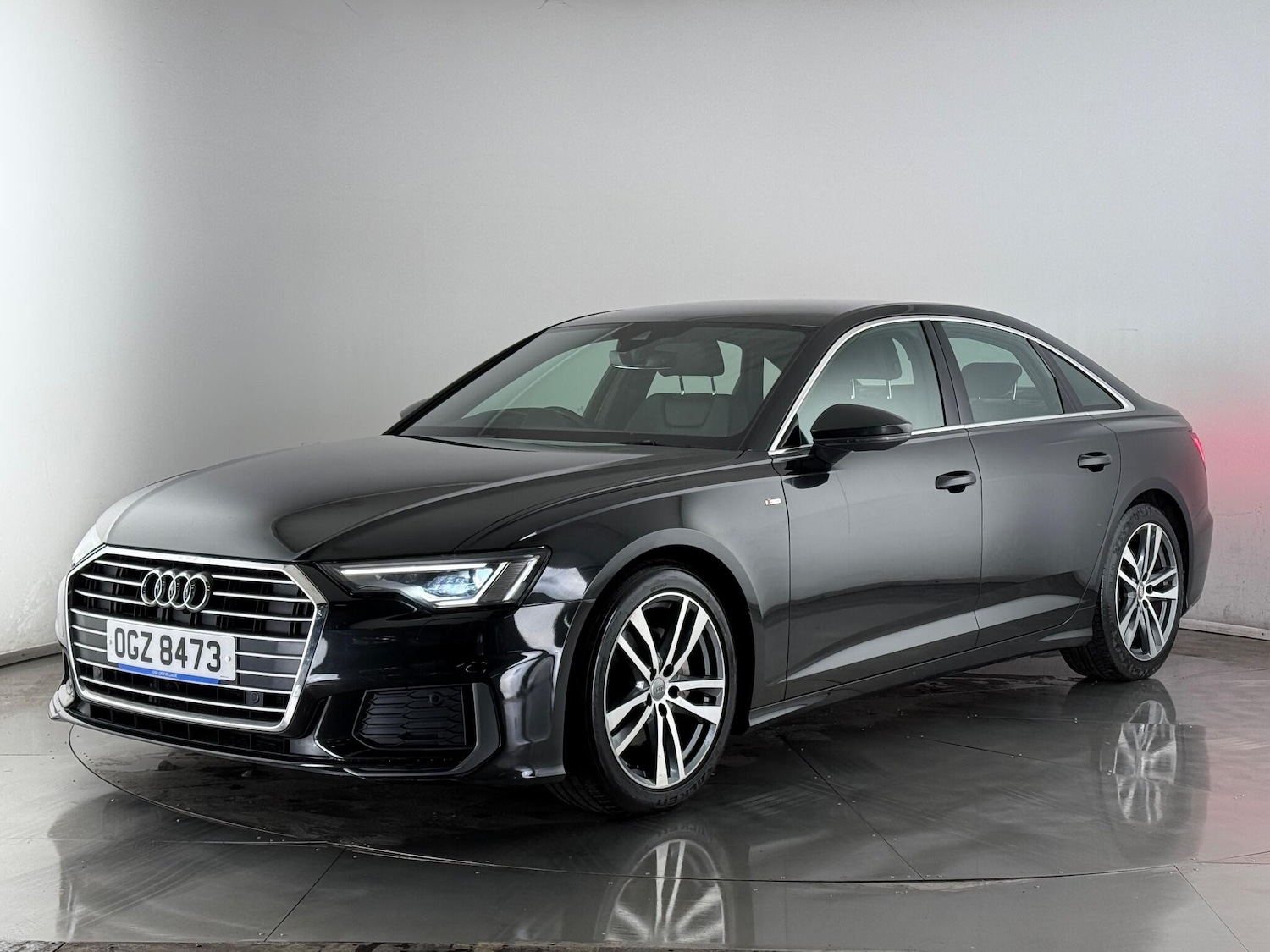 Used Audi A6 Saloon 2019 for sale - 77246531: Photo 3