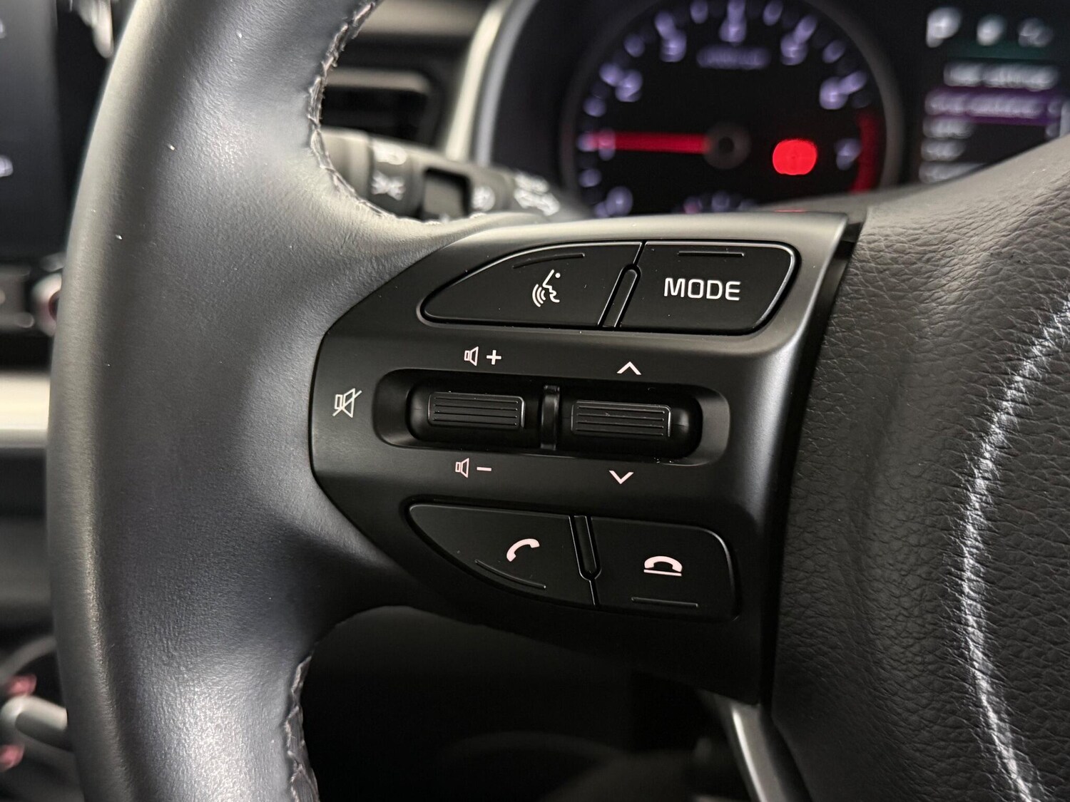 Used Kia Stonic 2022 for sale - 77246296: Photo 17