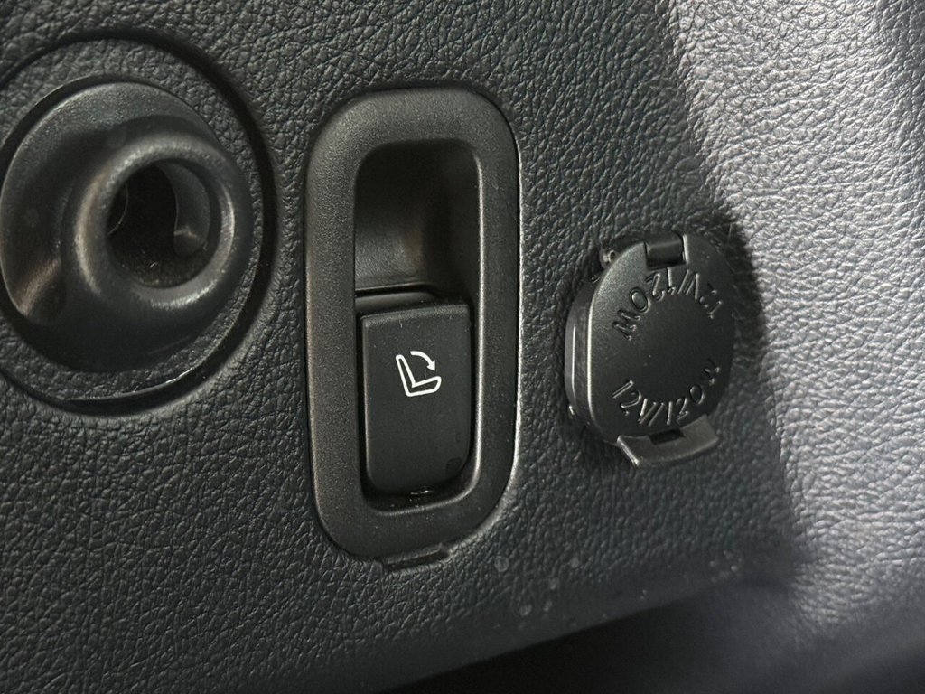 Vehicle 33