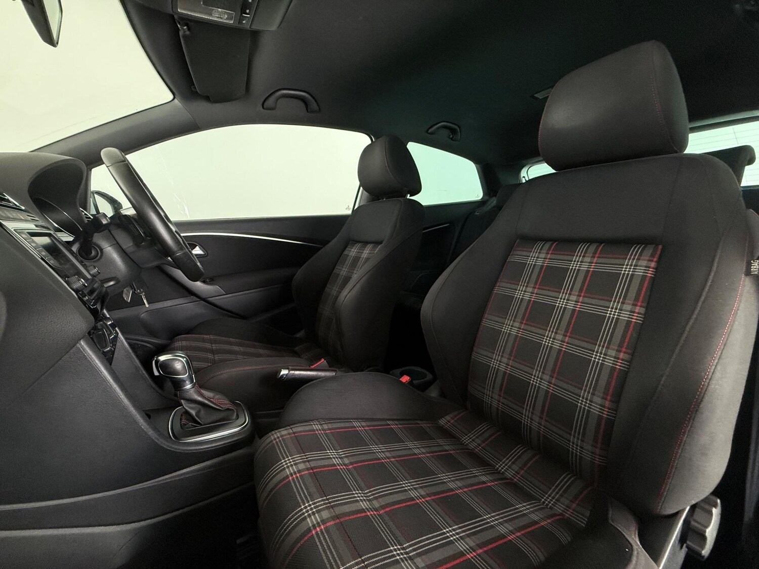 Used Volkswagen Polo 2016 for sale - 77259529: Photo 13