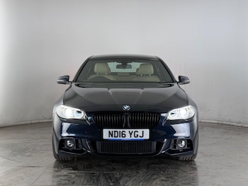 Used BMW 5 Series 2016 for sale - 77696917: Photo