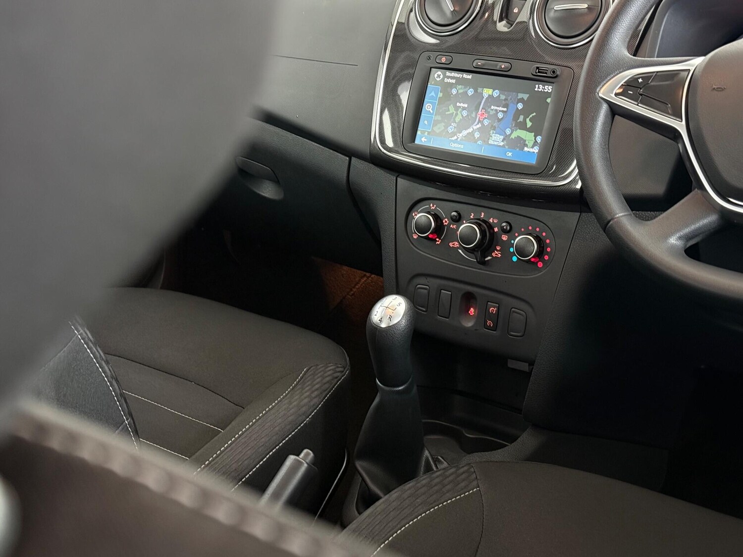 Used Dacia Sandero 2020 for sale - 76645898: Photo 35