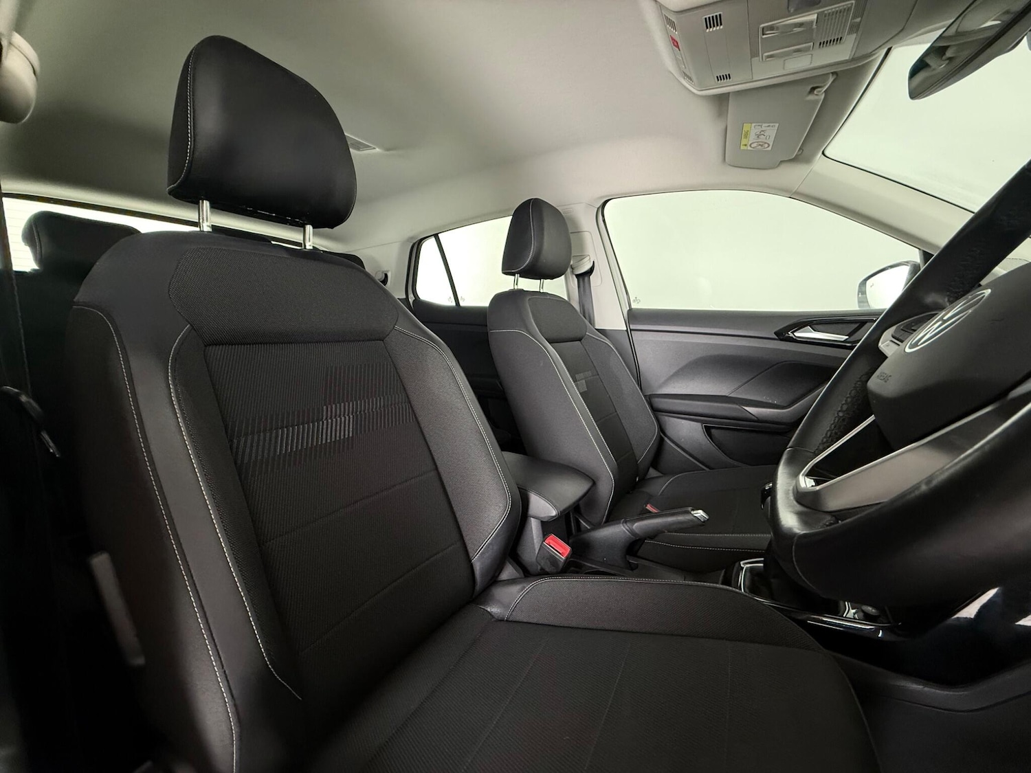 Used Volkswagen T-Cross 2023 for sale - 77259709: Photo 11