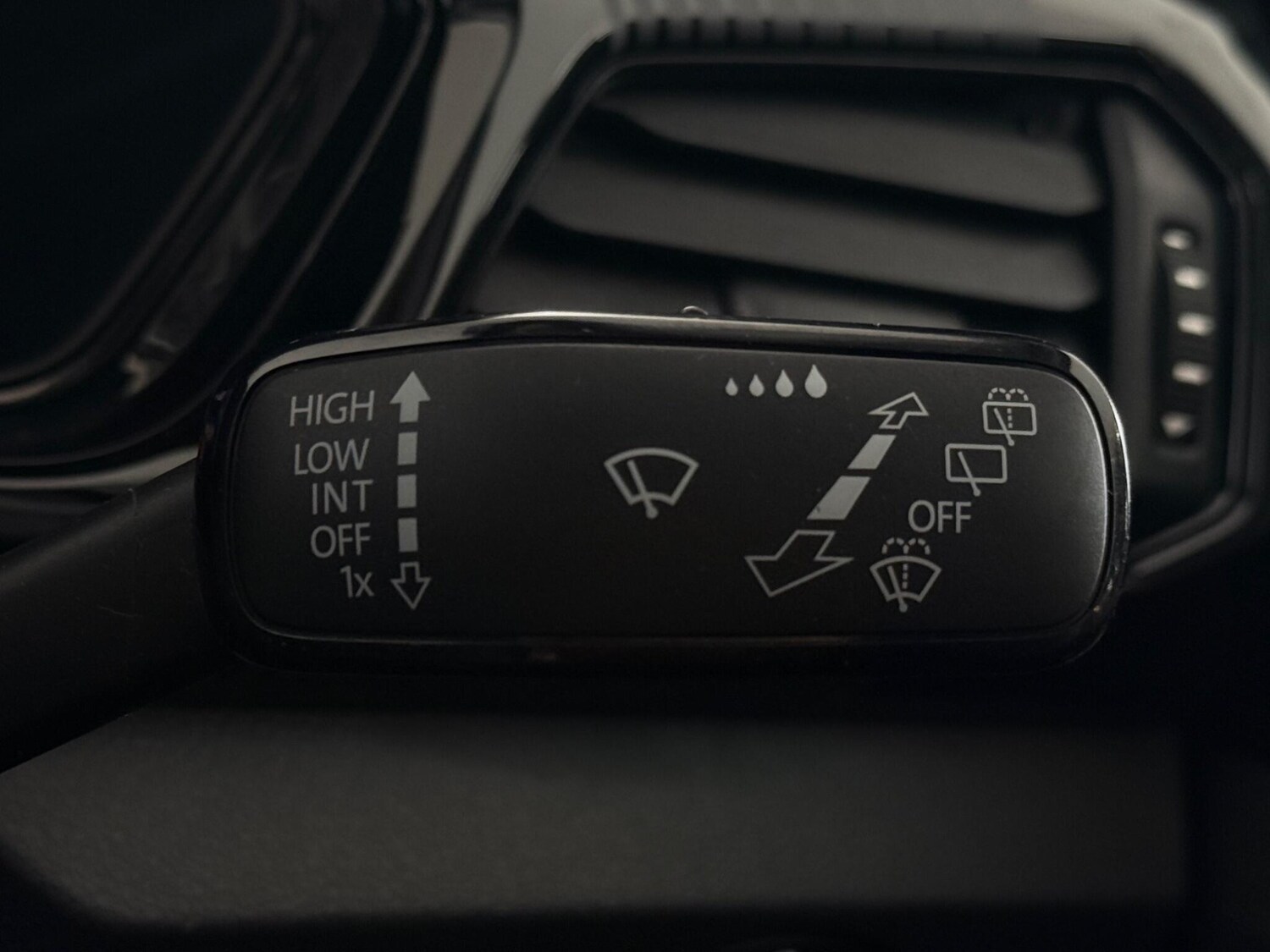 Used Volkswagen T-Cross 2023 for sale - 77259709: Photo 21